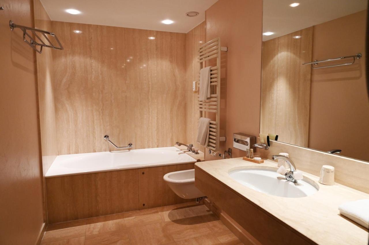 Hotel Le Rempart Tournus Bilik gambar